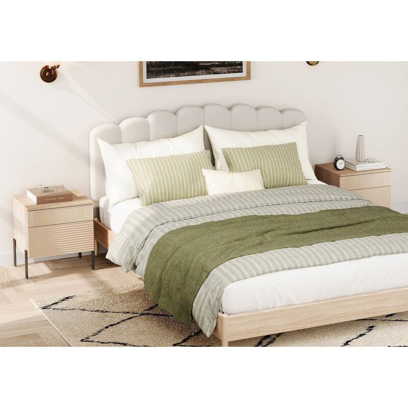 4 Pcs Bedroom Set，Wooden Dresser and Nightstand Sets for Bedroom, Reeded Night Stand of 2 with Charging