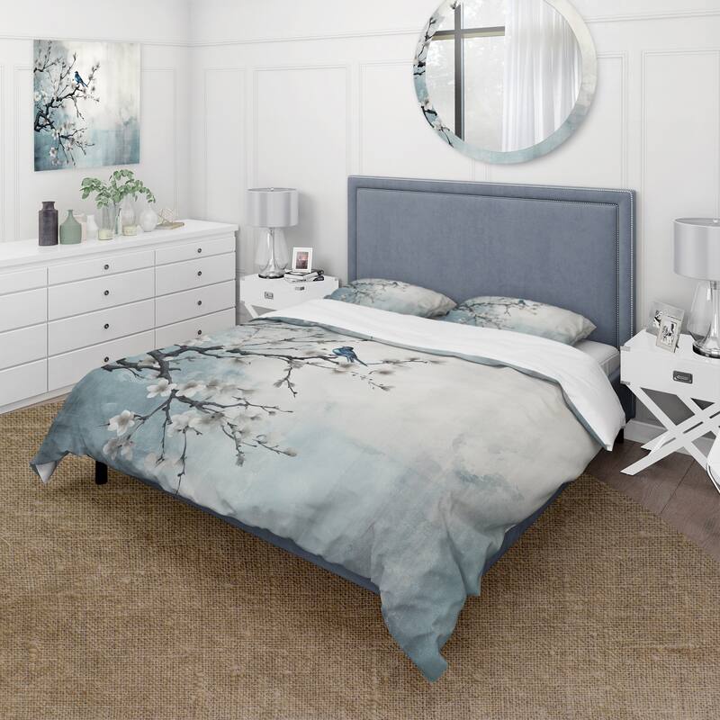 Designart "Asian Art Sumi Bird Serenity XII" Grey Global - Bedding Set With Shams