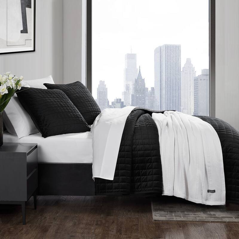 Vera Wang Diamond Velvet Black Reversible Quilt Set