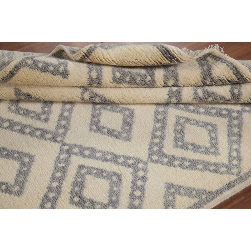 Hand Knotted Oriental 100% Wool Carpet Modern Geometric Beige & Ivories Moroccan Area Rug - 7' 8'' X 5' 3''
