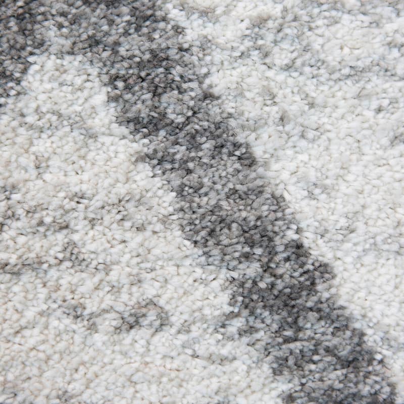 Carson Carrington Salsaker Geometric Area Rug