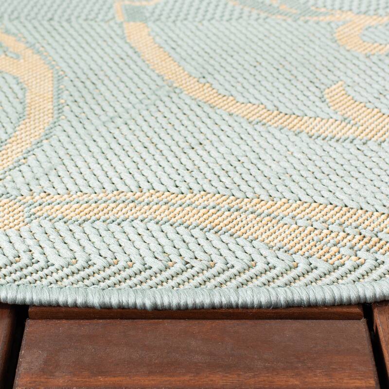 SAFAVIEH Courtyard Brunhilda Indoor/ Outdoor Waterproof Patio Backyard Rug