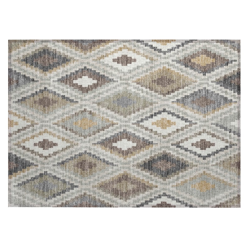 Machine Washable Indoor/ Outdoor Global Geo Chantille Rug