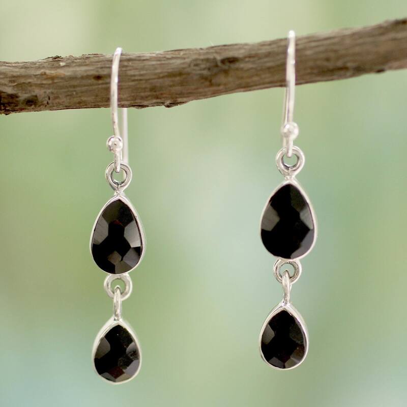 Handmade Sterling Silver 'Radha's Radiance' Onyx Earrings (India) - Black - Onyx