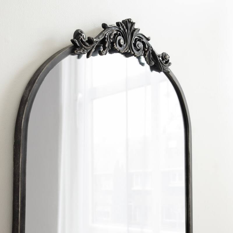 Kate and Laurel Arendahl Capsule Wall Mirror
