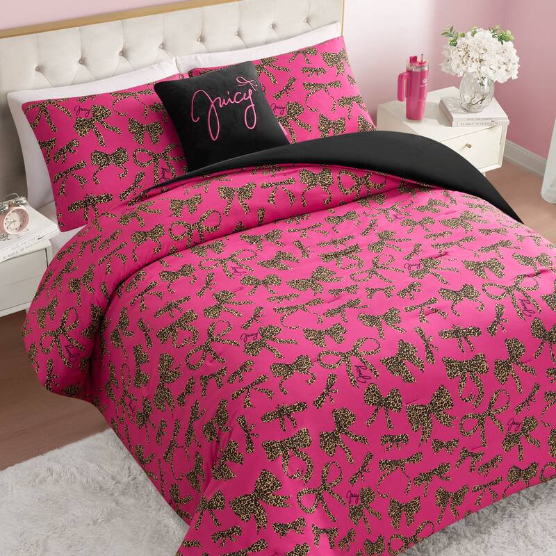 Juicy Couture Solid Plush Reversible Cheetah Bows Comforter Sets