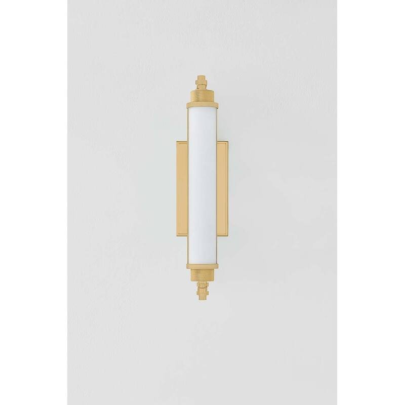 Hudson Valley Lighting 4718 Plandome 18" Tall LED Bath Bar with Opal