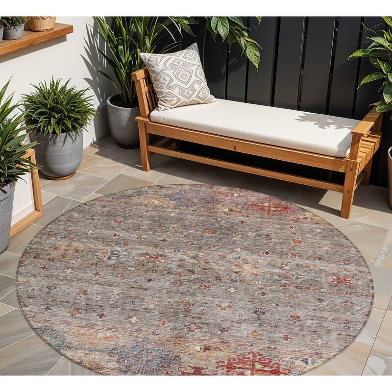 HomeRoots Floral Transitional Rectangle Outdoor Rug - 8' Round
