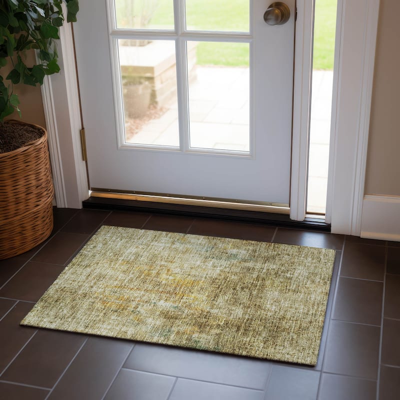Machine Washable Indoor/ Outdoor Chantille Solid Ombre Rug - Brown - 1'8" x 2'6"