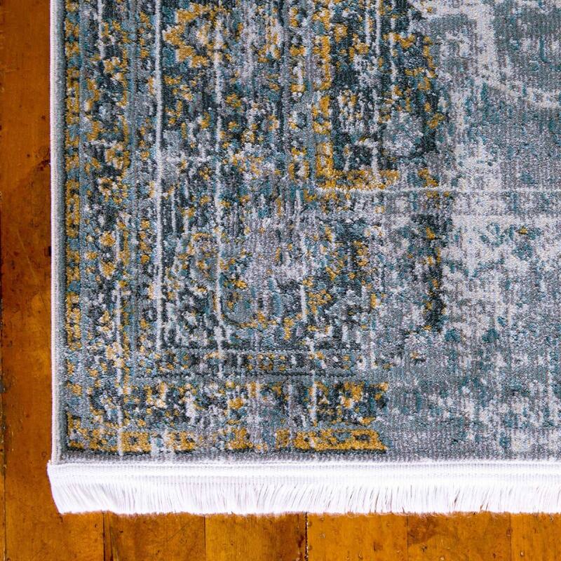Traditional Samana Collection Area Rug