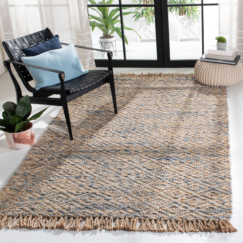 SAFAVIEH Handmade Natural Fiber Averie Jute Rug