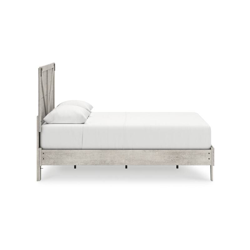 Signature Design by Ashley Shawburn White Platform Bed