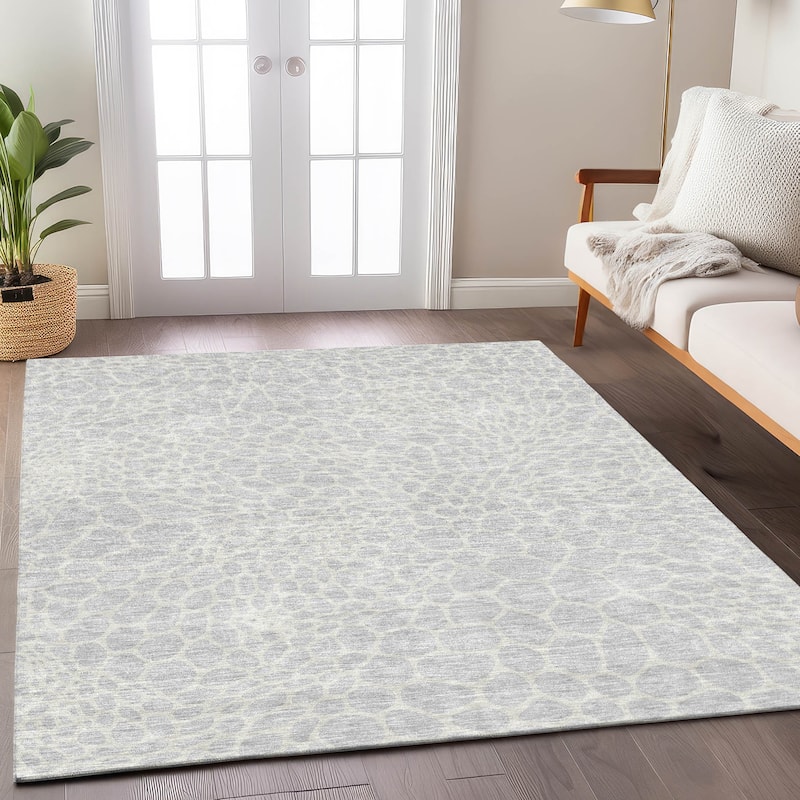 Machine Washable Indoor/ Outdoor Chantille Animal Print Rug