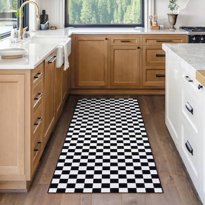Gertmenian Crystal Print Soft Flat Pile Polyester Slip Resistant Washable Indoor Printed Area Rug Collection