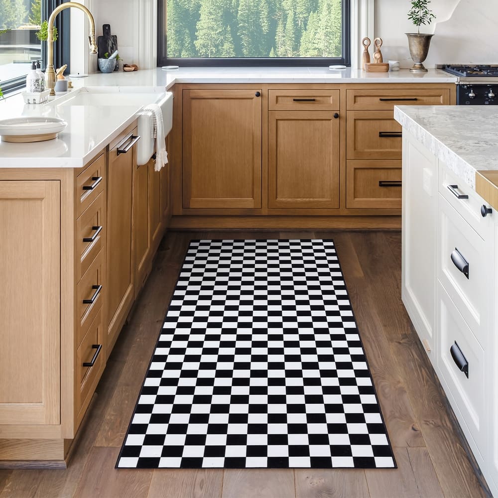 Gertmenian Crystal Print Soft Flat Pile Polyester Slip Resistant Washable Indoor Printed Area Rug Collection