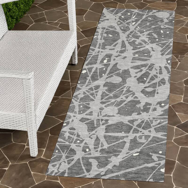 Machine Washable Indoor/ Outdoor Modern Campo Chantille Rug - Gray - 2'3" x 7'6"