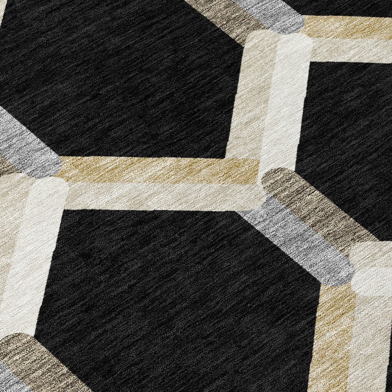 Machine Washable Indoor/ Outdoor Modern Trellis Chantille Rug