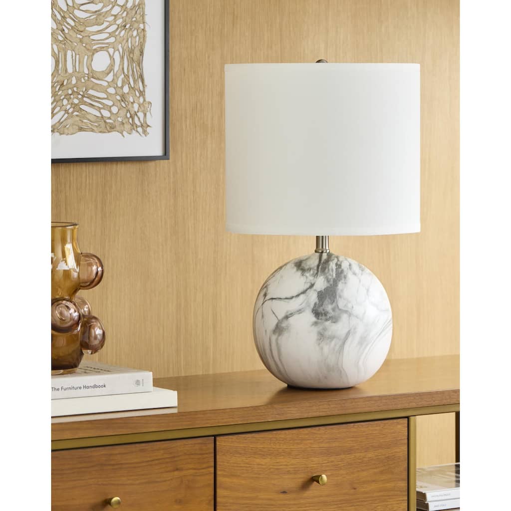 Livabliss Vogel Traditional Accent Table Lamp