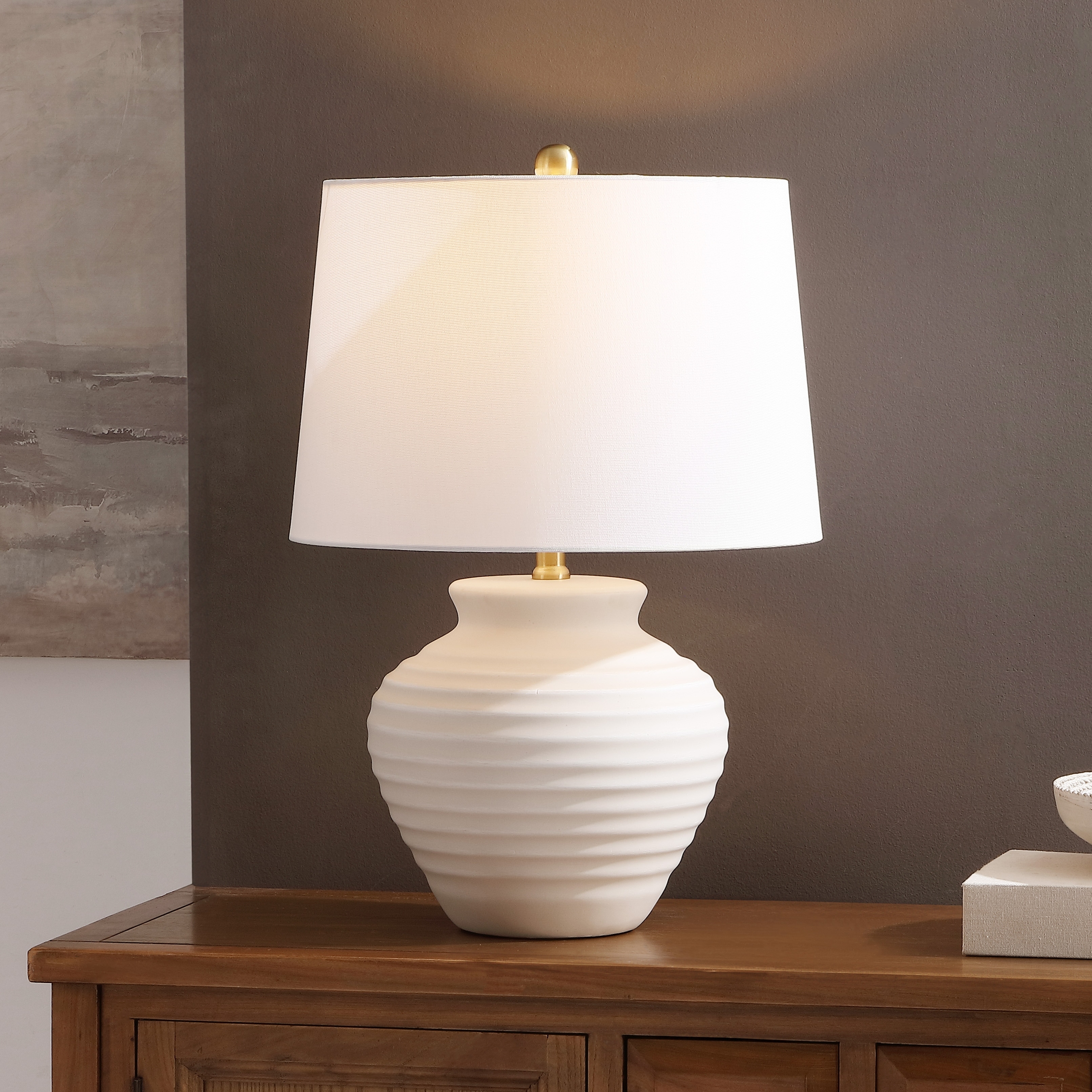 SAFAVIEH Lighting Marusa 22.5-inch Ceramic Table Lamp - 15" x 15" x 22.5" - 15"W x 15"D x 23"H