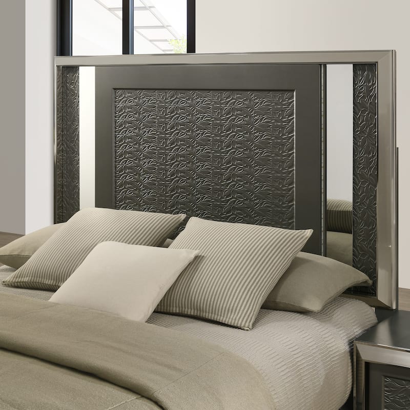 Furniture of America Iralles Modern 3-Piece Dark Grey Wood Queen Platform Bedroom Set with LED Light