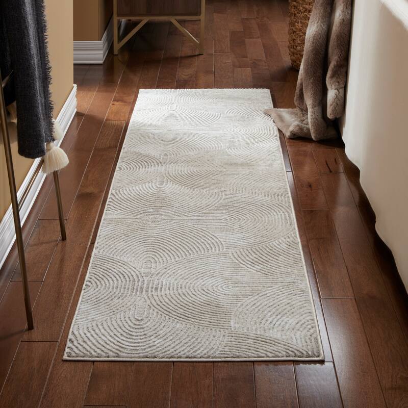 TOWN & COUNTRY LUXE Maya Soft Arches Neutral Indoor Area Rug with High-Low Texture - 1' 9" x 7' 2" - Ivory/Greige