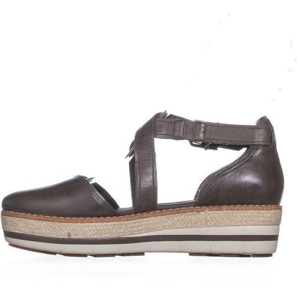 timberland emerson point closed toe sandal