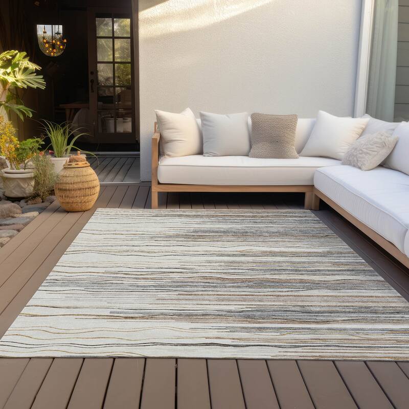 Machine Washable Indoor/ Outdoor Modern Stripe Chantille Rug