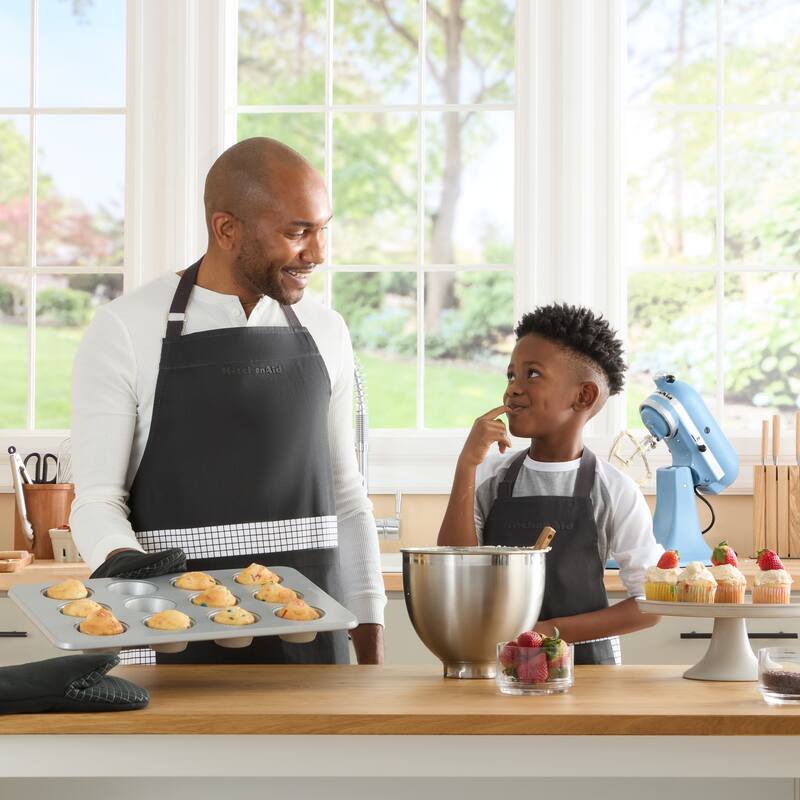 KITCHENAID Gourmet Series Gridlines Little Chef Apron, Water & Stain Resistant