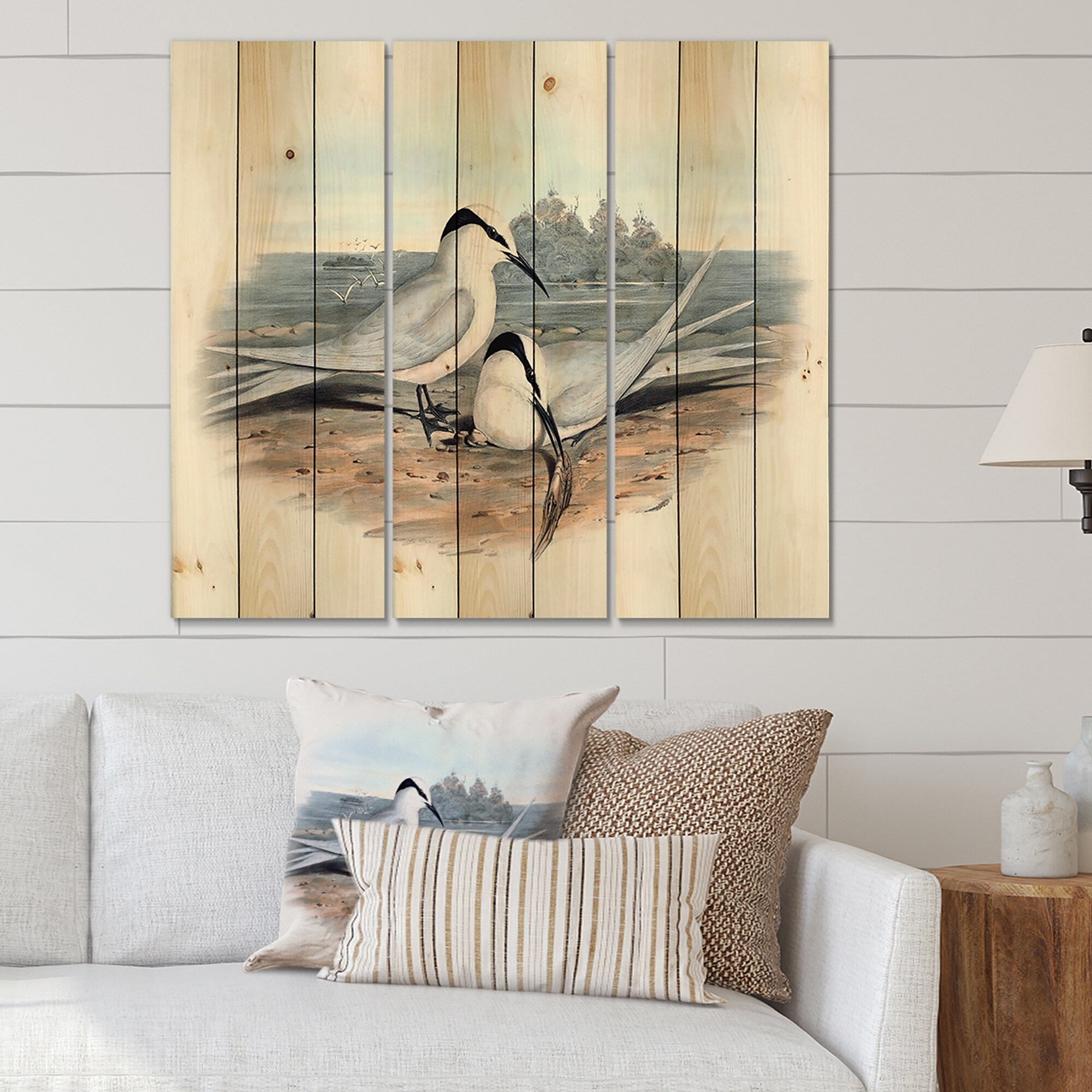 Designart 'Vintage Birds In The Wild IX' Traditional Print-image