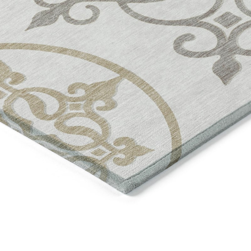 Machine Washable Indoor/ Outdoor Chantille Bold Medallion Rug