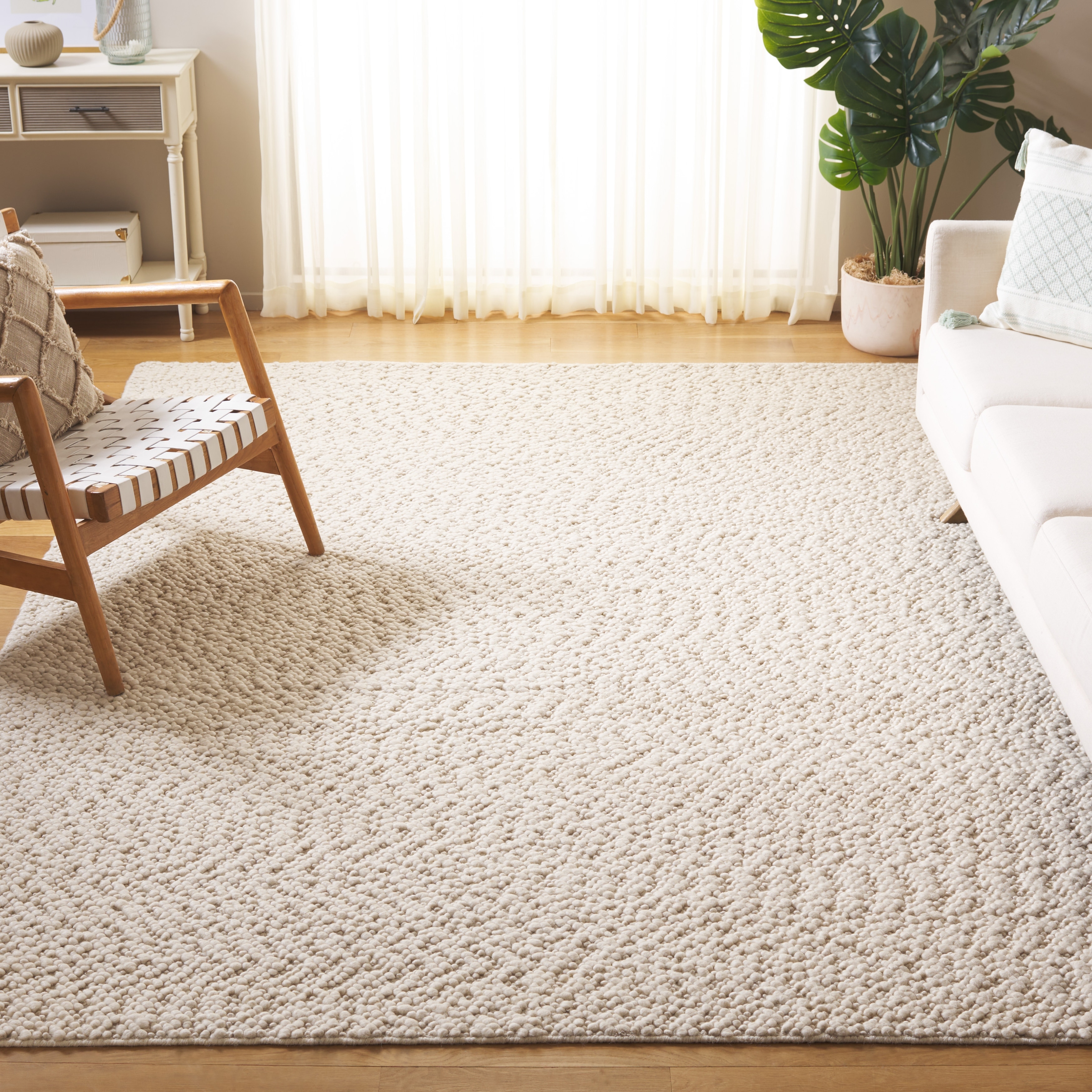 SAFAVIEH Handmade Natura Simonette Textured Wool Rug