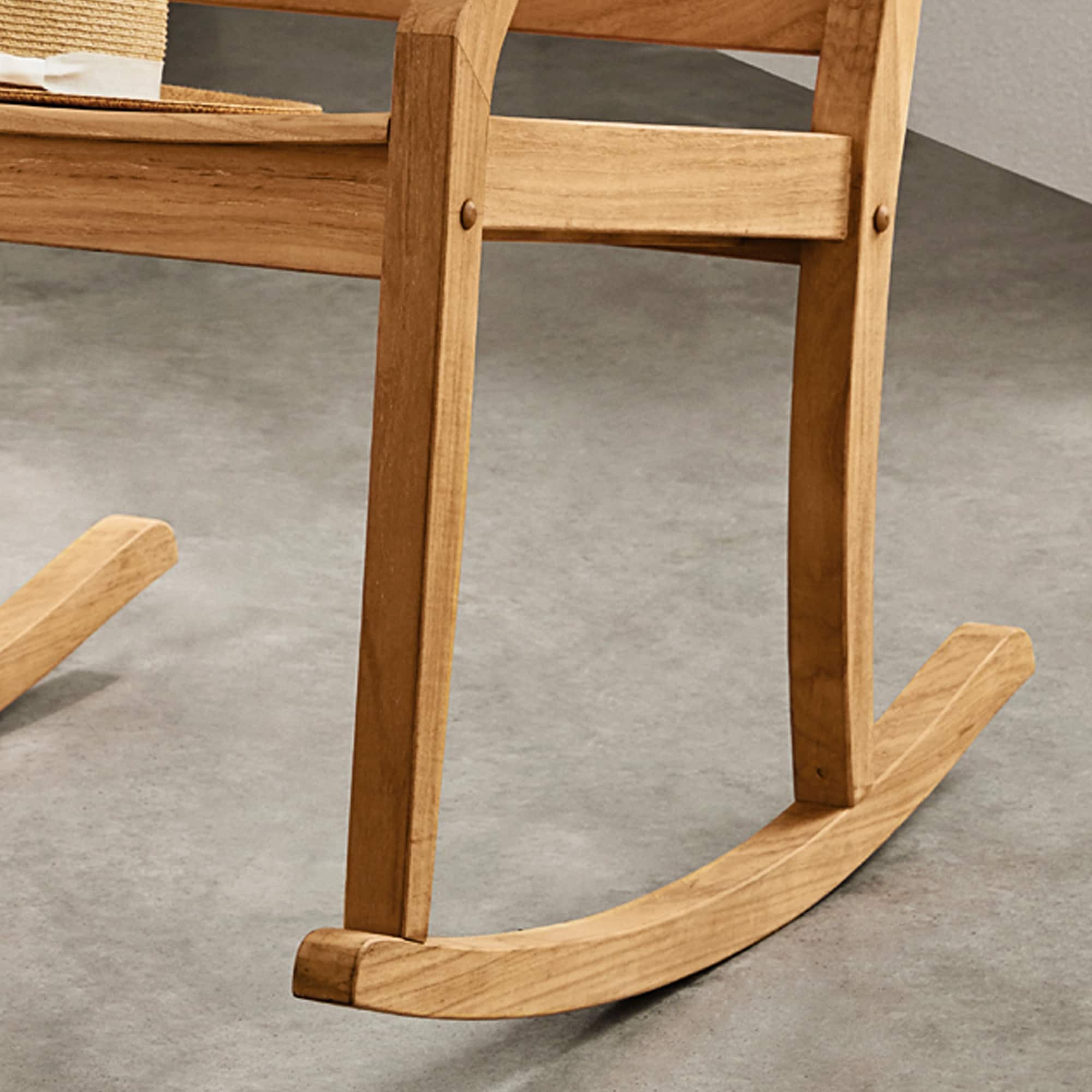 Cambridge Casual Logan Rocking Chair - Thumbnail 4