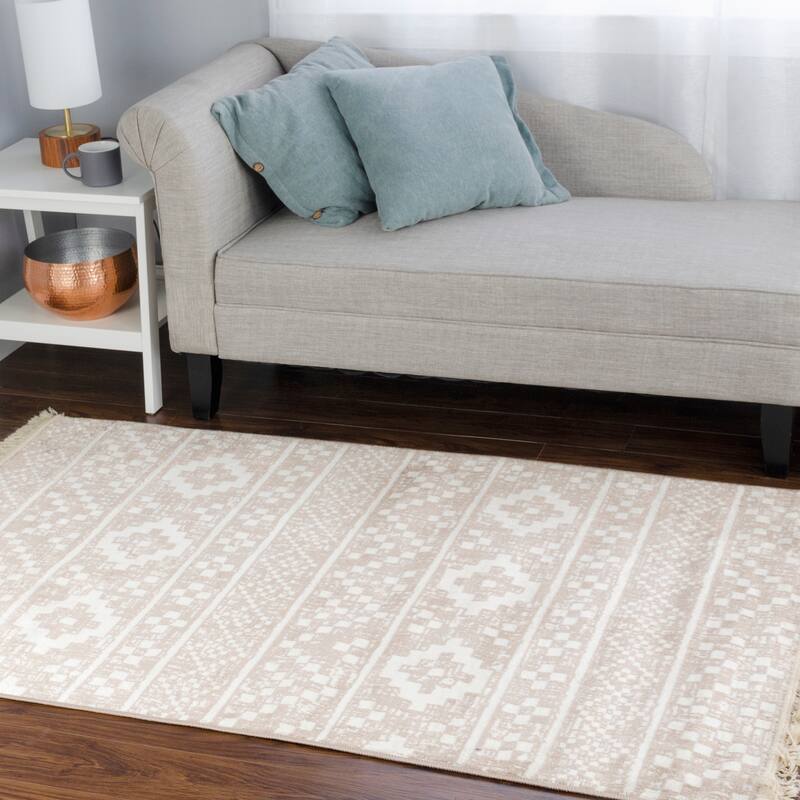 Superior Genaine Contemporary Geometric Fringe Indoor Runner or Area Rug - 4' X 6' - Amber