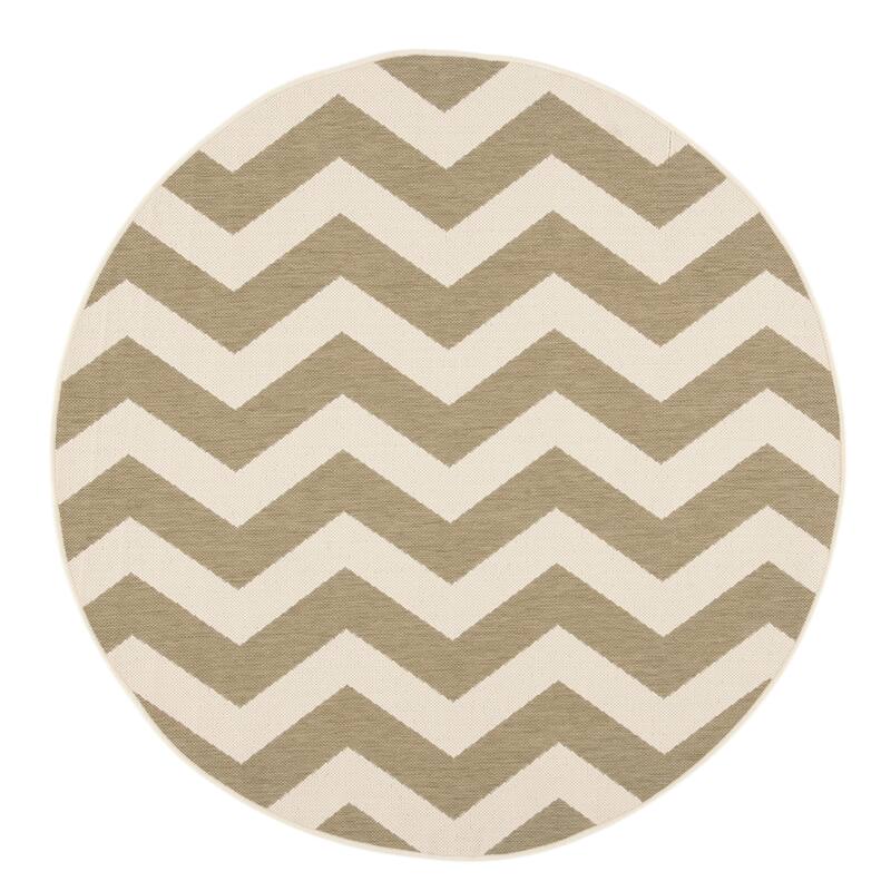 SAFAVIEH Courtyard Merlene Chevron Indoor/ Outdoor Waterproof Patio Backyard Rug