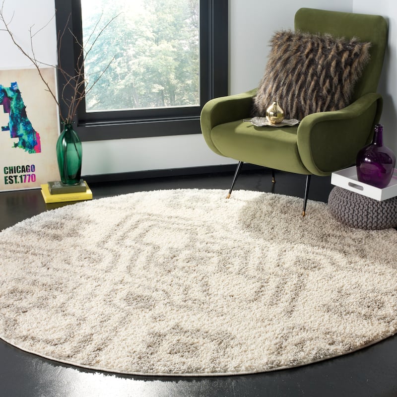 SAFAVIEH Arizona Shag Srbislava 1.2-inch Thick Rug - 6'7" Round - Ivory/Grey
