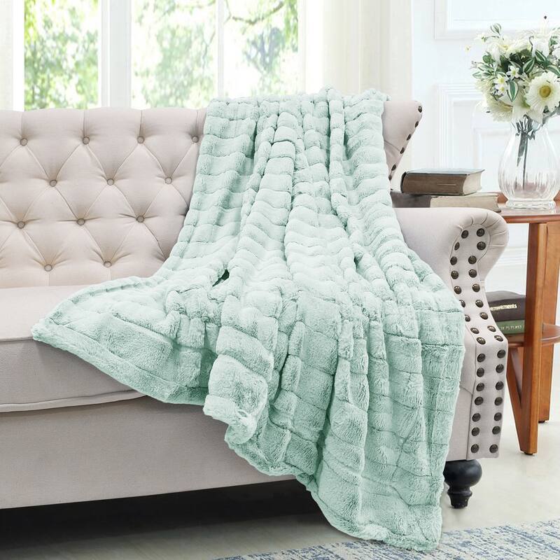 Supermink Decorative Fauxfur Throw 50'' x 60''