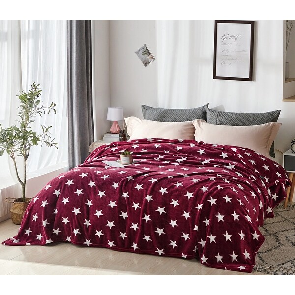 Luxuriously Velvety Plush Blanket Soft Lightweight Blanket On