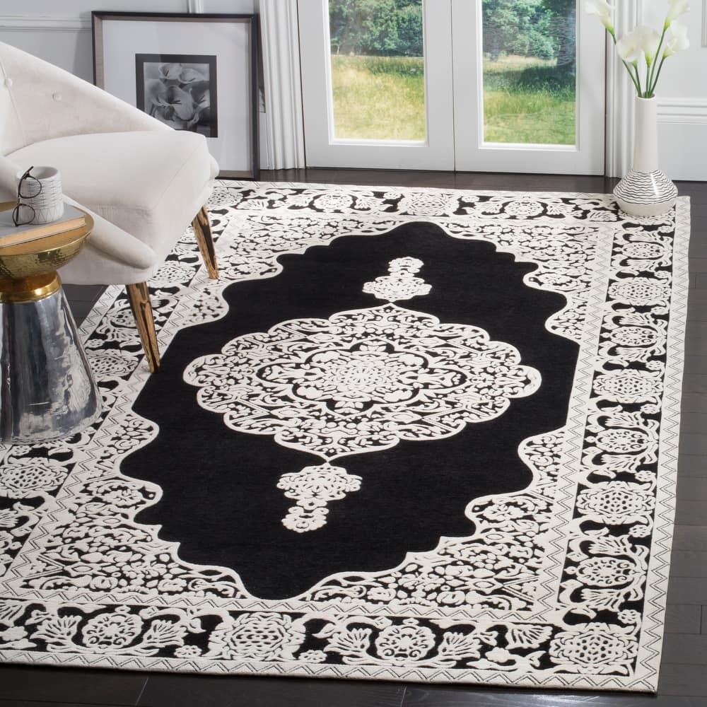 SAFAVIEH Handmade Marbella Abir Modern Polyester Rug