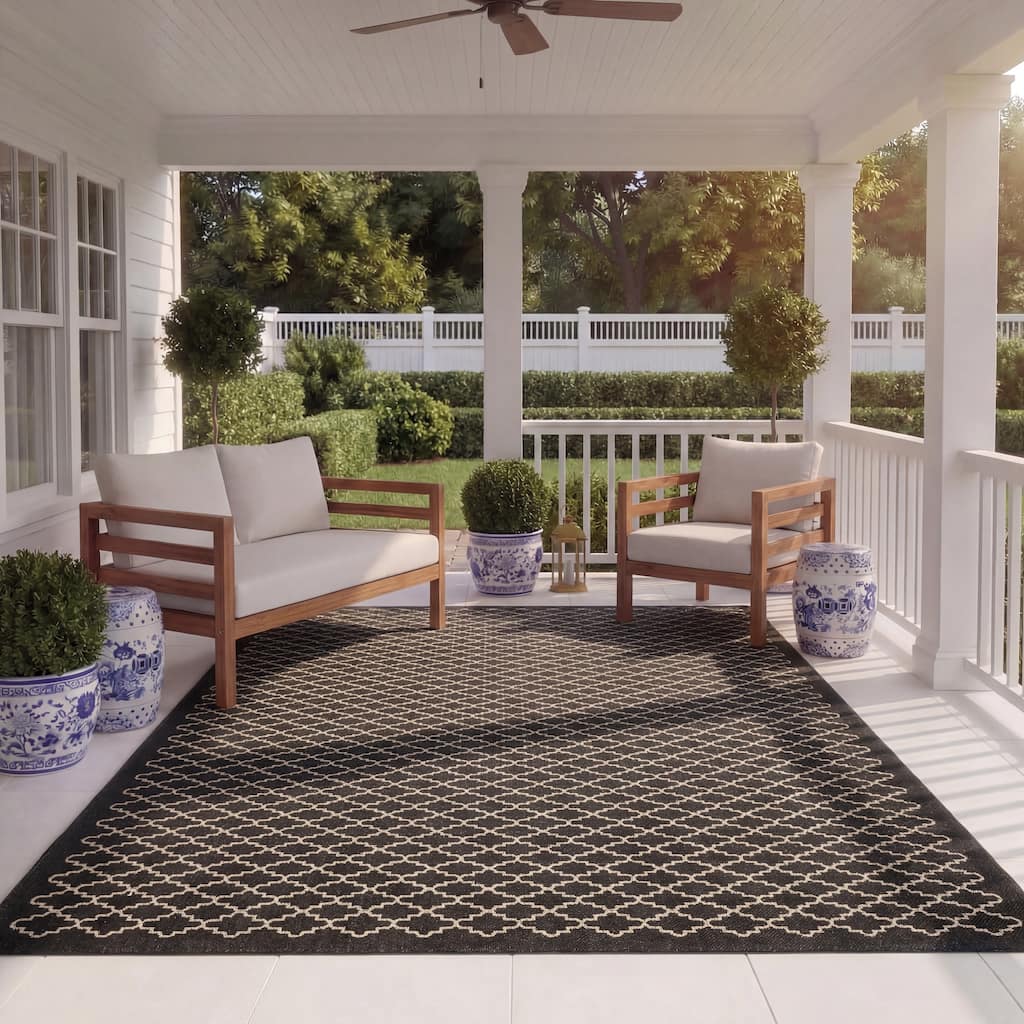 SAFAVIEH Courtyard Gerdi Indoor/ Outdoor Patio Backyard Rug