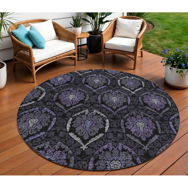 HomeRoots Medallion Transitional Rectangle Outdoor Rug - 8' Round