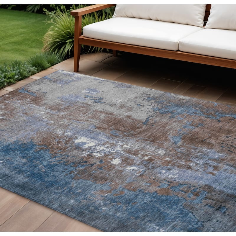 HomeRoots Abstract Transitional Rectangle Outdoor Rug - 8' X 10'