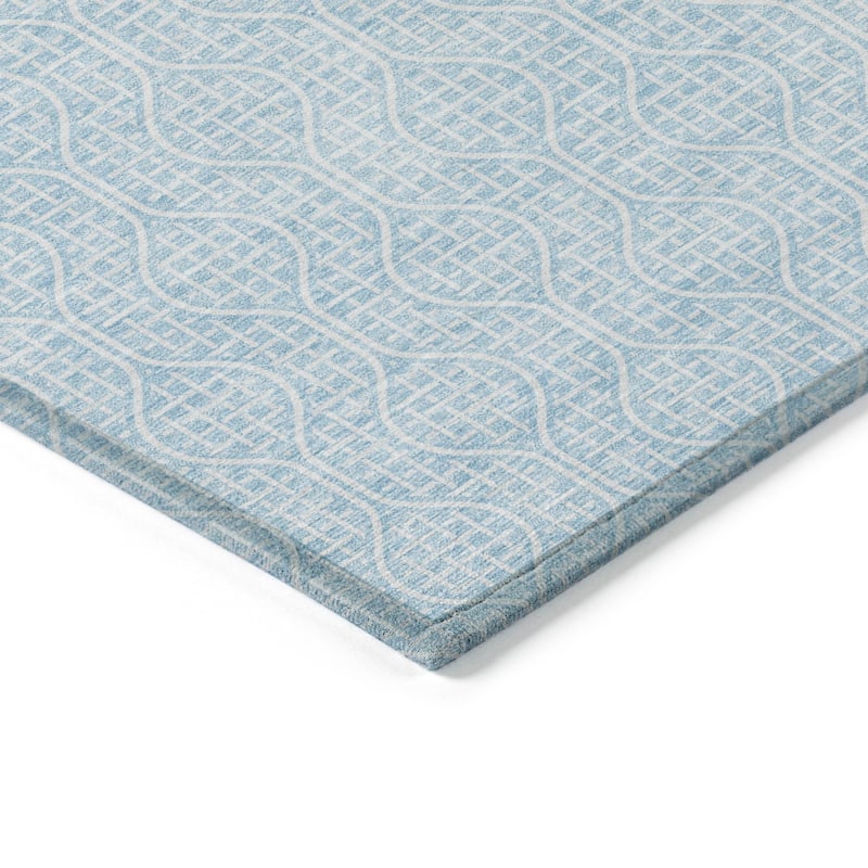 Machine Washable Indoor/ Outdoor Chantille Criss Cross Geo Rug