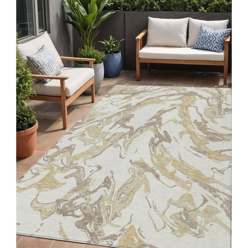 HomeRoots Abstract Transitional Rectangle Outdoor Rug - 5' X 8'