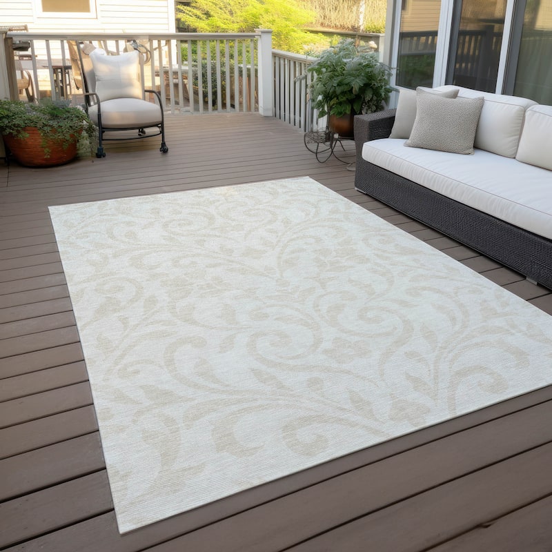 Machine Washable Indoor/ Outdoor Chantille Traditional Rug - Ivory - 5' x 7'6"