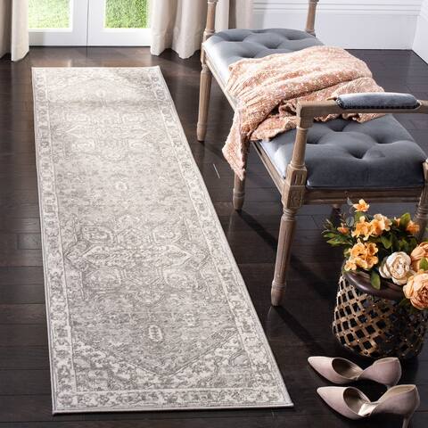 SAFAVIEH Brentwood Vessie Traditional Oriental Rug