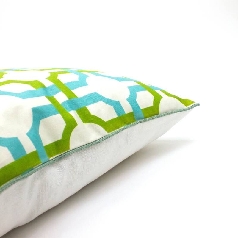 Jiti Indoor Transitional Geometric Patterned Cotton Accent Square Throw Pillows 20 x 20