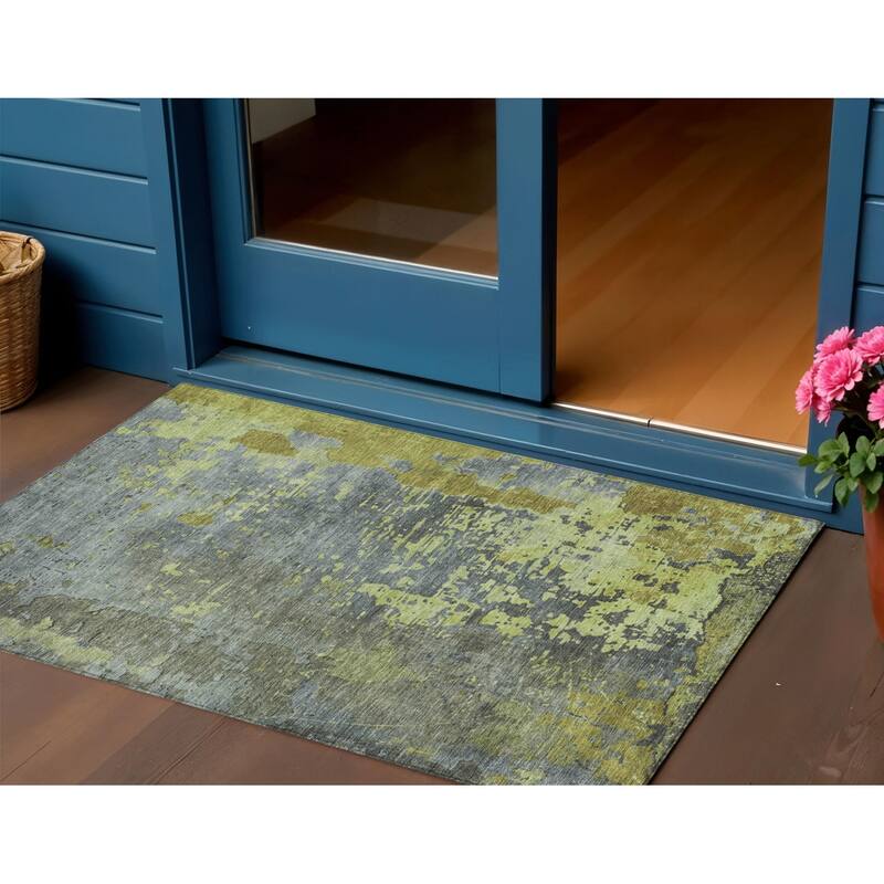 HomeRoots Abstract Transitional Rectangle Outdoor Rug - 3' x 5'
