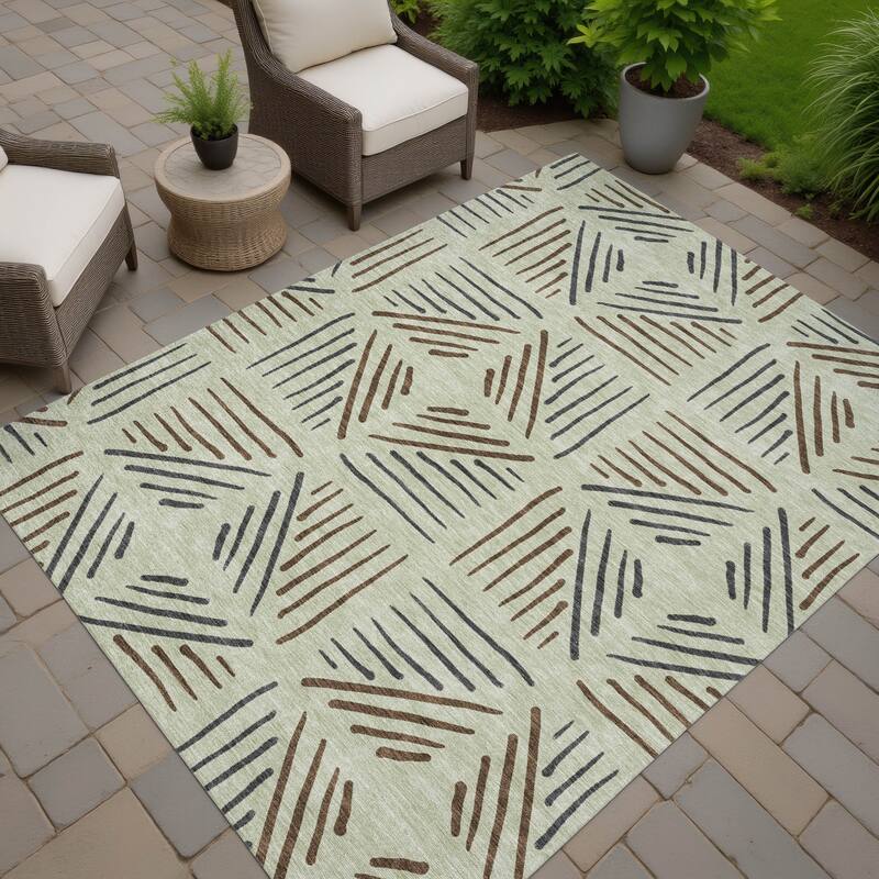 Machine Washable Indoor/ Outdoor Geo Dia Chantille Rug
