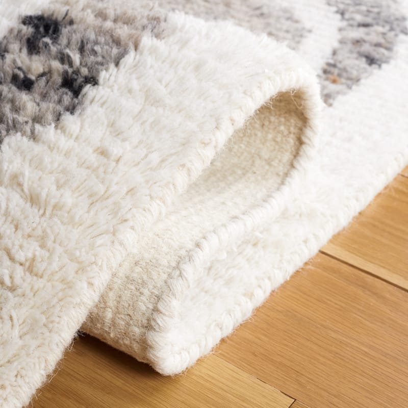 SAFAVIEH Handmade Casablanca Roksana Wool Rug