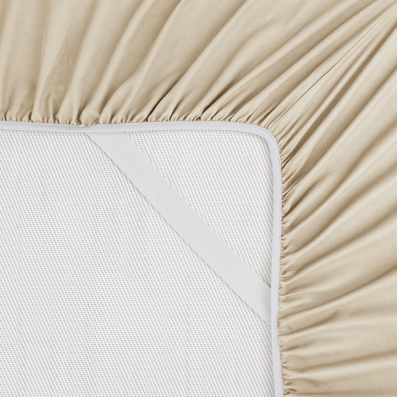 Nestl 4 Piece Bed Sheet Set - Soft Microfiber Bedding Sheet Set - Includes Fitted Sheet, Flat Sheet, and 2 Pillow Cases